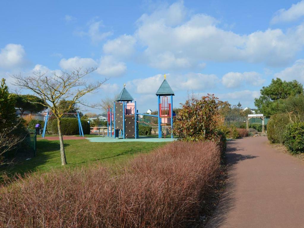 Appartement 2 Pieces Port-Bourgenay 31M2 - Acces Piscine Inclus Talmont-Saint-Hilaire Exterior foto
